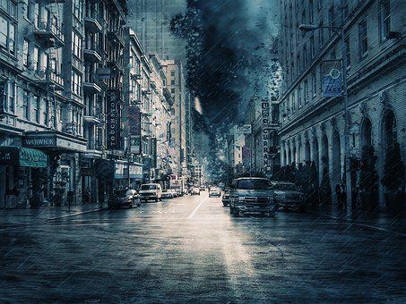قدم زدن در میان آتش و شب تاریک